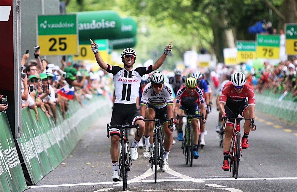 Ο Michael Matthews κερδίζει το σπριντ