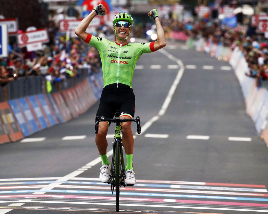 17ο εταπ – O Rolland τελικά τα καταφέρνει!