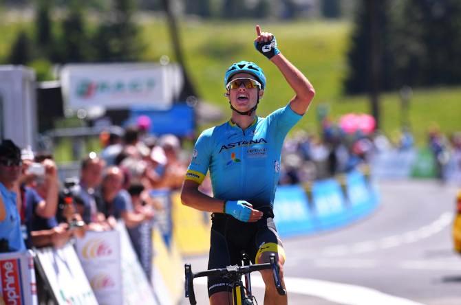 Ο Jakob Fuglsang κερδίζει