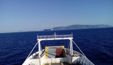 Ο Σπύρος χτες ξεκίνησε απο την περιοχή Μικρό Νησί της Ζακύνθου και διέσχισε το νησί. Έφτασε στο λιμάνι και επιβιβάστηκε για Πελοπόννησο.