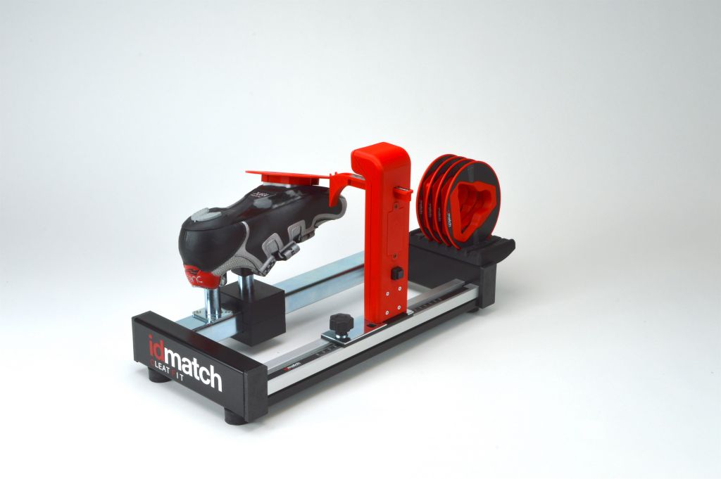 Idmatch Cleatfit - Πώς τοποθετούμε εύκολα και γρήγορα τα σχαράκια μας