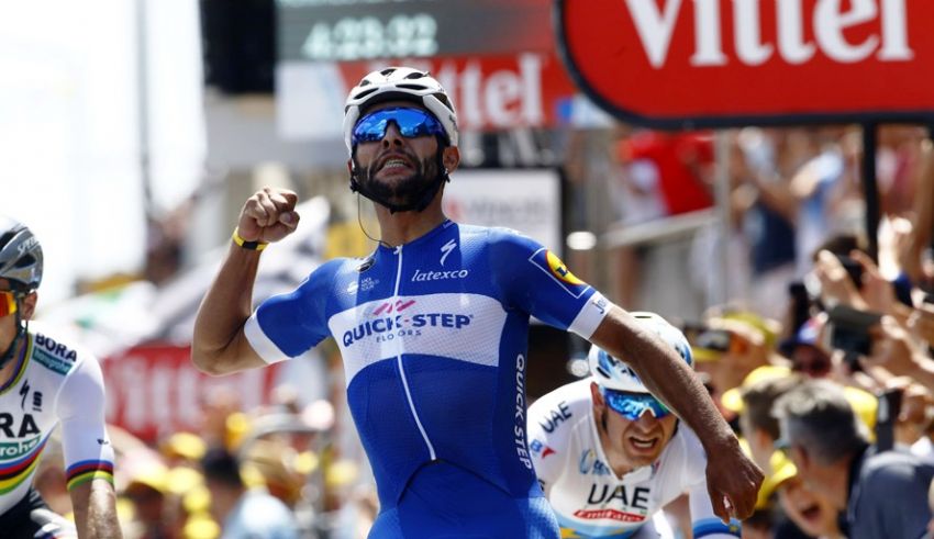 1o εταπ – O Gaviria φορά την κίτρινη φανέλα, οι Froome και Quintana χάνουν χρόνο!