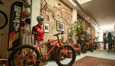 Lola Bike and Coffee Shop