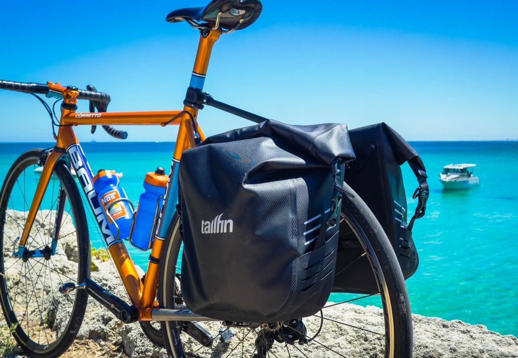 Tailfin T1 rack & panniers – Παρουσίαση