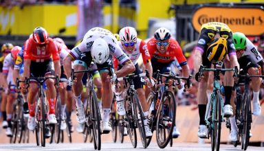 1ο εταπ – Ο Teunissen νικητής, ο Van Avermaet με την πουά φανέλα