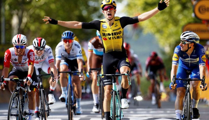 10ο εταπ – Νίκη για τον van Aert, ανακατάταξη στην ΓΚ