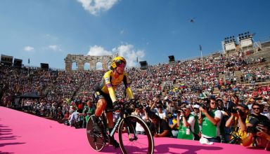 Οι Primož Roglič και Jakob Fuglsang στο εικονικό Giro d'Italia