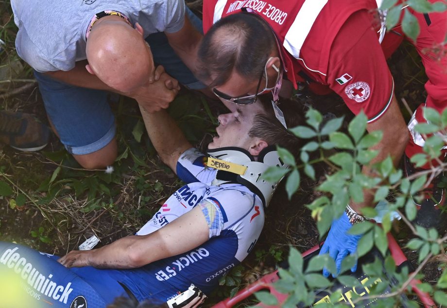 Βαρύς τραυματισμός για τον Remco Evenepoel στο Il Lombardia