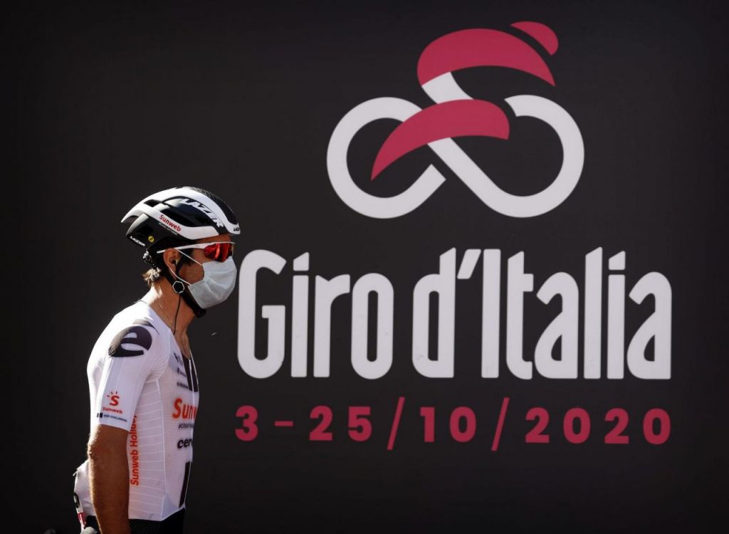 Steven Kruijswijk, Michael Matthews και ολόκληρη η ομάδα της Mitchelton-Scott εκτός Giro λόγω κορωνοϊού