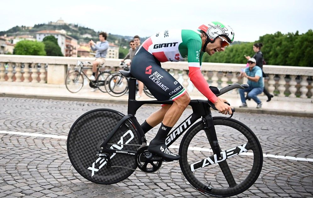 21ο εταπ – Ο Jai Hindley κερδίζει το Giro d'Italia