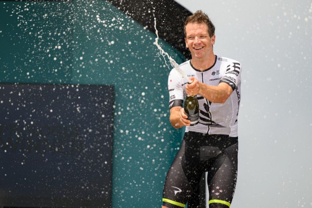 Πρόλογος – Νικητής ο Aaron Gate