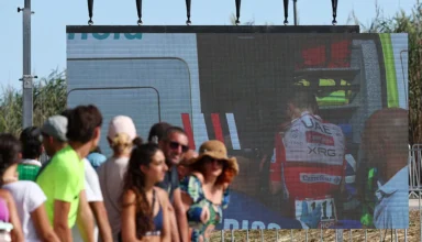 O Tadej Pogačar αποχωρεί από την Vuelta 2026