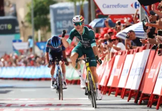 13ο εταπ – Νίκη για Van Aert