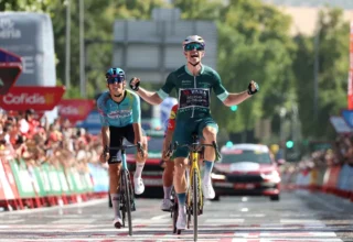 15ο εταπ – Δεύτερη νίκη για Van Aert